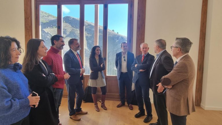 El Gobierno regional recuerda la obligatoriedad de pasar las inspecciones técnicas de vehículos e incentiva la adquisición de nuevos modelos eléctricos