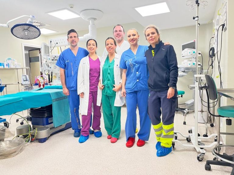 El aula de simulación clínica avanzada de la Gerencia de Puertollano forma a 70 profesionales en su primer año de actividad