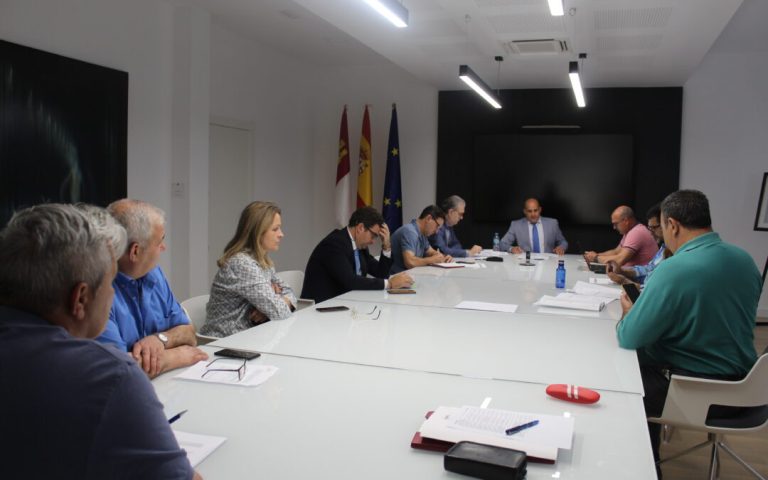 Chamorro (Vox): “El PSOE no quiere solucionar el déficit de personal que existe en el Consorcio de Bomberos»