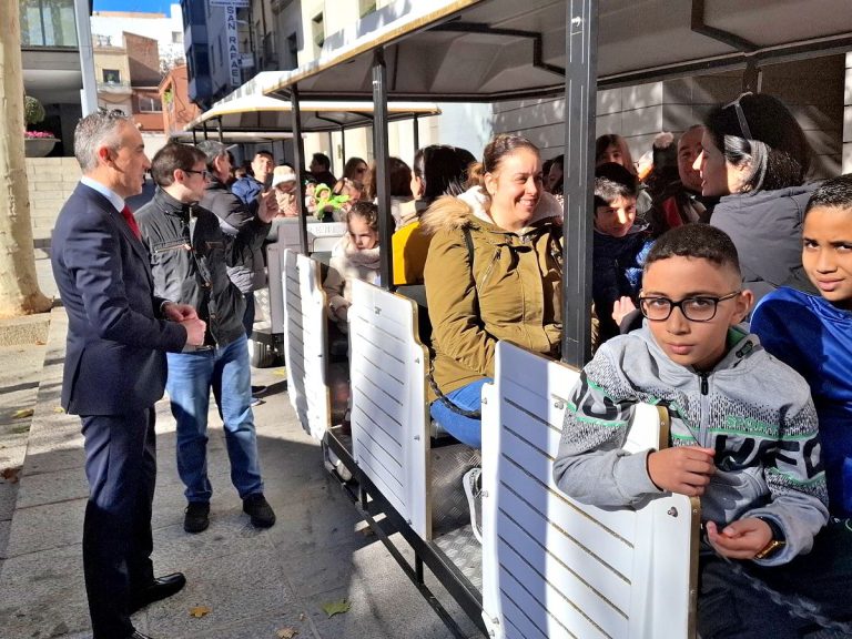 El exitazo del tren navideño de Puertollano hace que multiplique sus recorridos