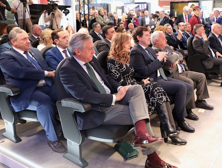 Eurocaja Rural acompaña al Gobierno de Castilla y León en FITUR