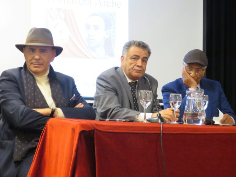 En el Ateneo de Madrid, Sección Africanista: Mesa redonda sobre Traición de los intelectuales a la Primavera Árabe