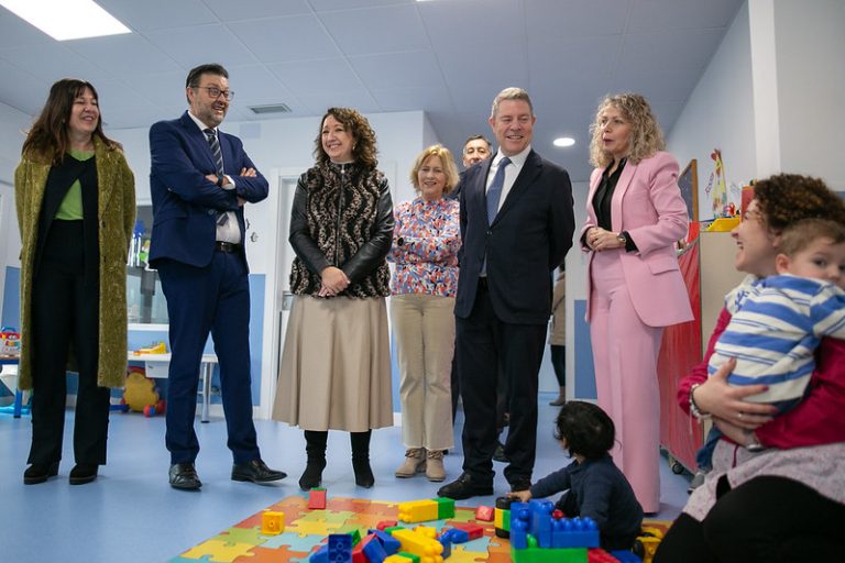 Castilla-La Mancha ultima la APP de EducamosCLM, que estará lista para profesorado y familias en el mes de marzo