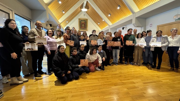 Los ganadores de los concursos belenes recogen sus premios en el Salón de Plenos del Ayuntamiento de Ciudad Real