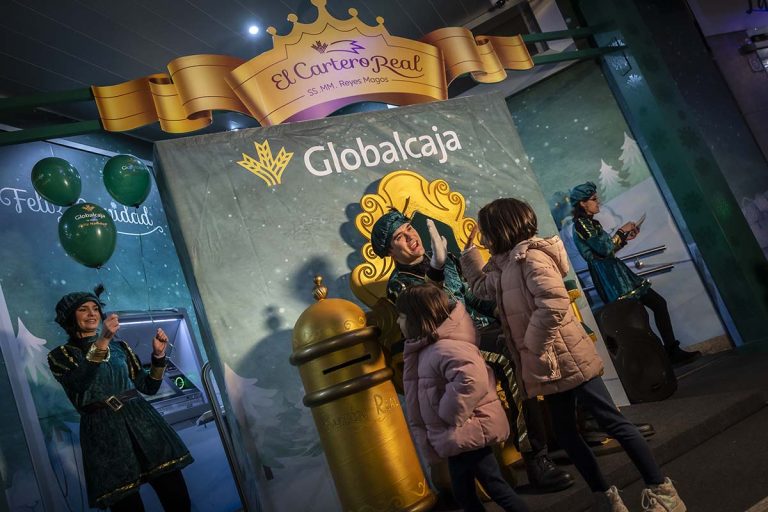 El Cartero Real de Globalcaja recoge las cartas a los Reyes Magos de más de 8.000 niños y niñas en Albacete, Ciudad Real y Cuenca