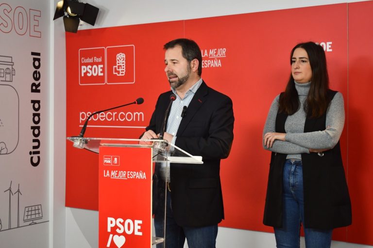 PSOE: “PP y Vox traicionan a las familias trabajadoras, a los mayores, a los jóvenes y a quién más necesita nuestro apoyo”