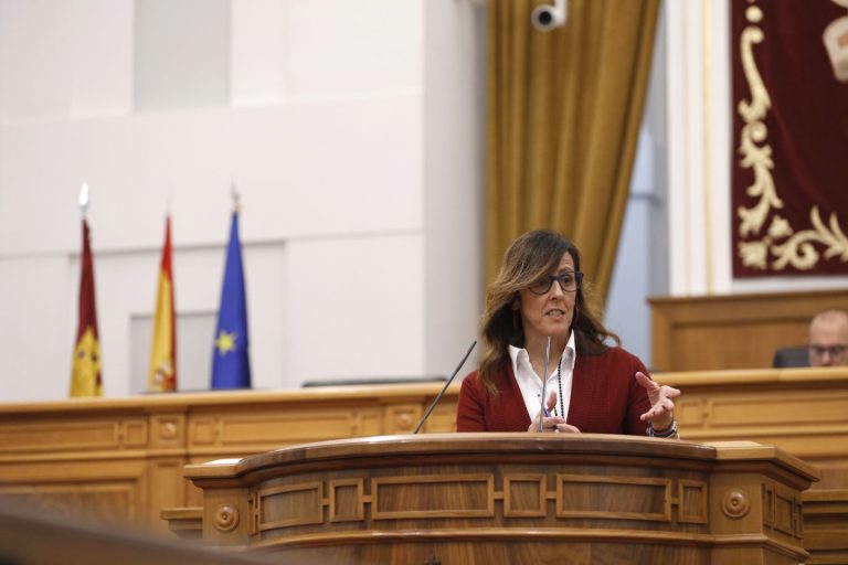 María Gil expresa la satisfacción del Grupo Popular por el consenso alcanzado para la Ley del Consejo Social de la UCLM y espera que sea un órgano funcional