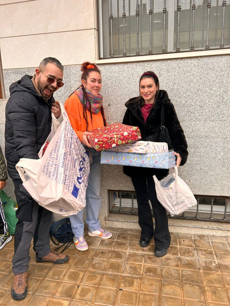 Los niños de las casas de acogida de Ciudad Real vivieron un especial Día de Reyes gracias a la Dulcinea 2024