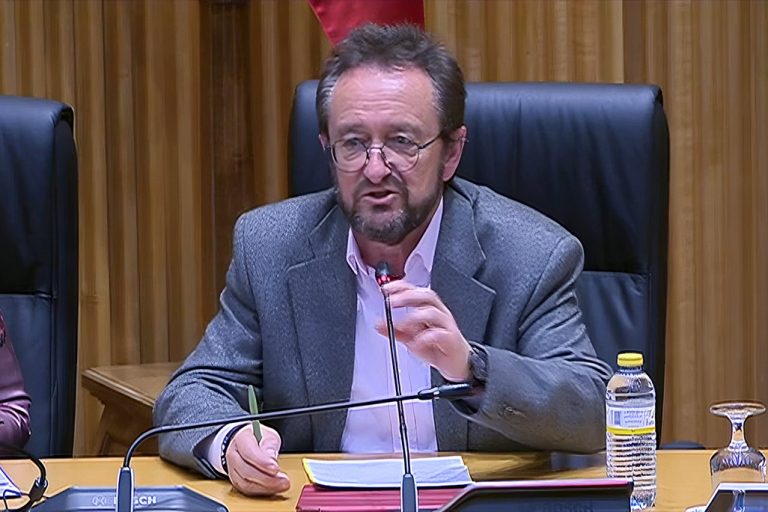 Pablo Toledano defiende en el Congreso de los Diputados el impacto positivo de las plantas fotovoltaicas en los municipios rurales