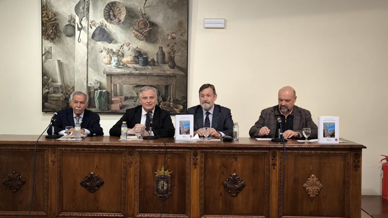 El Museo Villaseñor acoge la presentación de “Poesía para vencer a la muerte”