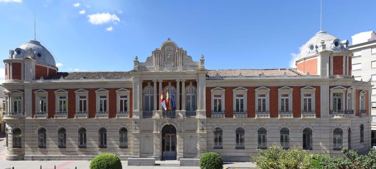 Zarco: «El Ayuntamiento de Villarta ha repetido intencionadamente el saluda de 2024 del presidente de la Diputación en las fiestas de las Paces porque el de 2025 contiene datos relativos a la colaboración en esta localidad»