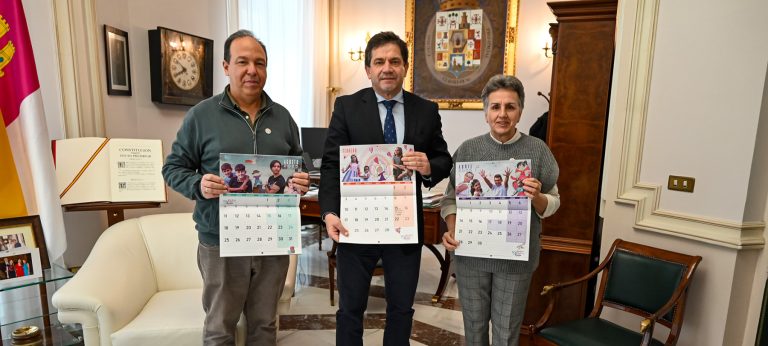 La Diputación colabora con AFANION con la edición de 3.000 calendarios Solidarios en la Imprenta Provincial