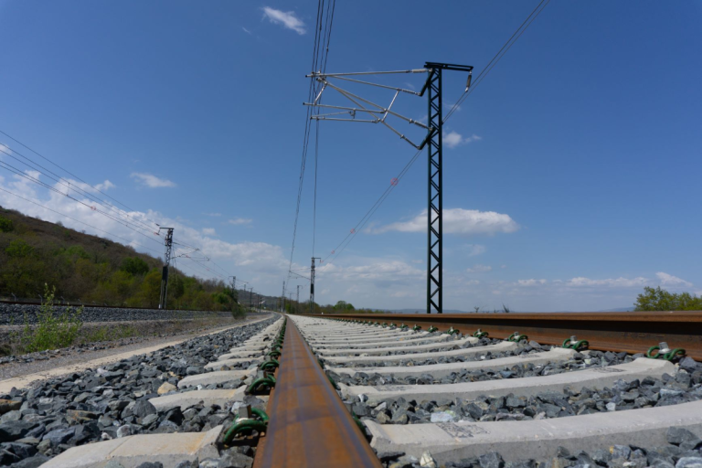 El Gobierno impulsa el mantenimiento del corredor sur con una inversión de 17,9 millones de euros en líneas de alta velocidad