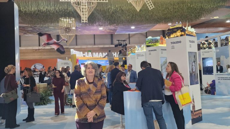 El Gobierno de Castilla-La Mancha fomenta la práctica de un turismo sostenible en los espacios naturales protegidos de la región
