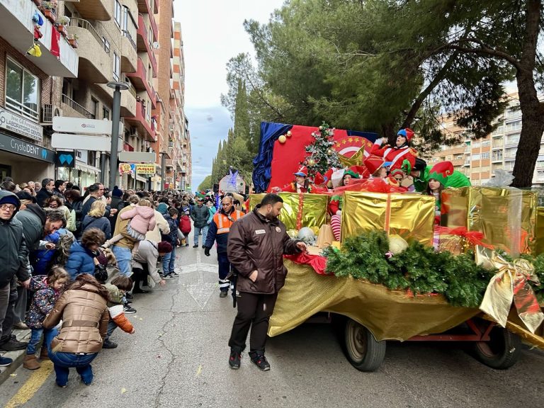 El PSOE de Puertollano arremete contra la «torpe gestión de la deslucida Cabalgata de Reyes» y pide explicaciones sobre su coste