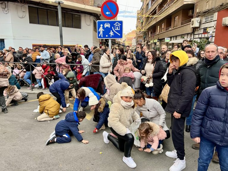 Los Reyes Magos arman la mundial en Puertollano tras vencer a la lluvia