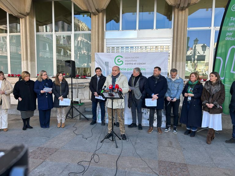 El Gobierno de Castilla-La Mancha resalta el Plan Integral contra el Cáncer, que pone el acento en la humanización del proceso oncológico