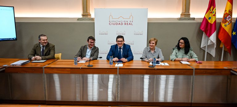 Valverde apuesta por maximizar el impacto de FENAVIN en la provincia con una acción comercial «inédita»