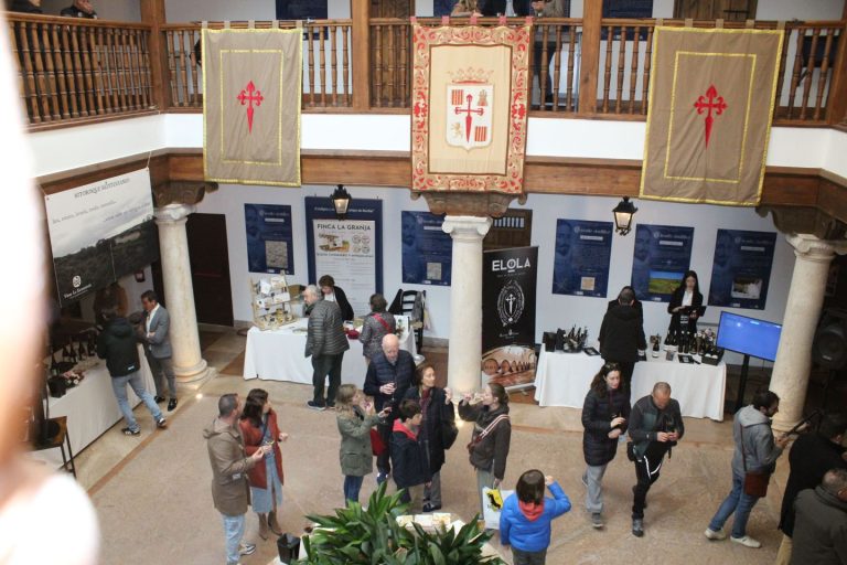 Las Catas de Vino y Queso en la Casa de Rueda resaltan la riqueza gastronómica de la comarca