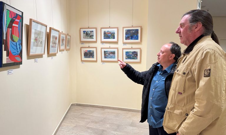 Juan Ramón Ruiz lleva su “Patio de Mosqueteros” al Museo Elisa Cendrero