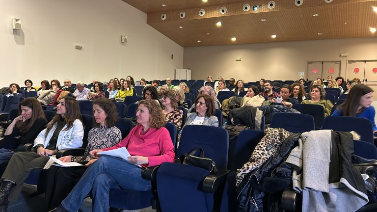 La Gerencia de Tomelloso impulsa la colaboración en salud mental con una jornada formativa para profesionales