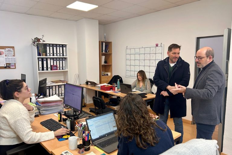 El subdelegado del Gobierno de España en Ciudad Real conoce la Fundación Cepaim, un referente en integración y cohesión social
