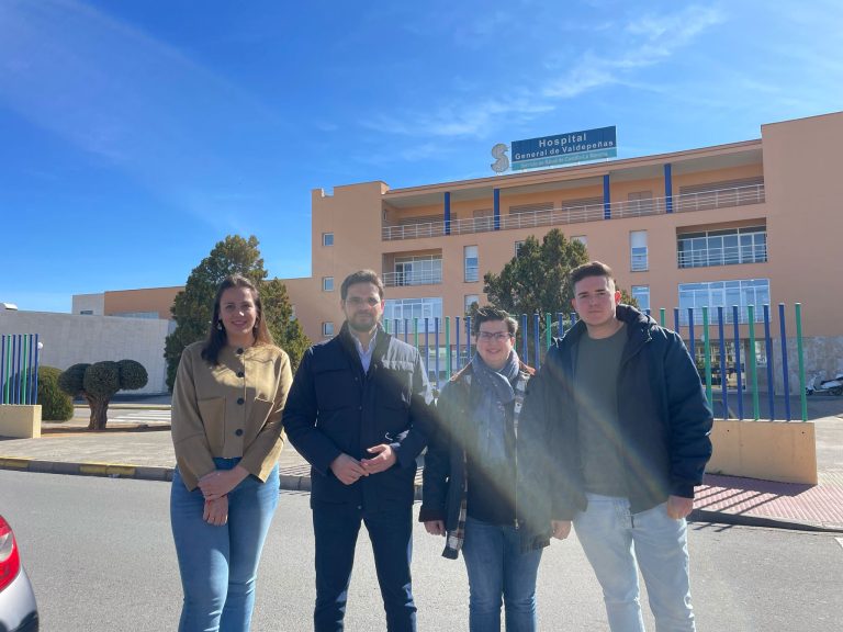 Serrano denuncia el “maquillaje descarado de Page” de las listas de espera en el Hospital de Valdepeñas