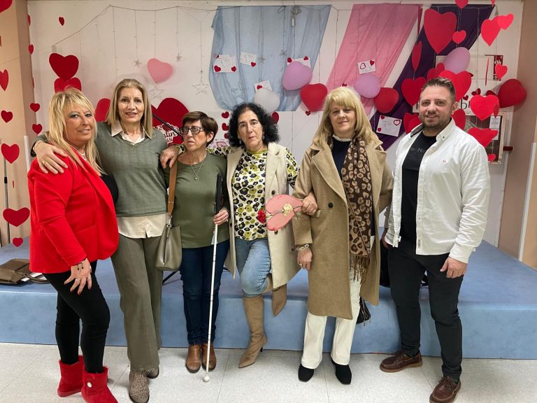 La residencia de mayores «Pocitas del Prior» de Puertollano demuestra que el amor no tiene edad en su emocionante Día de San Valentín