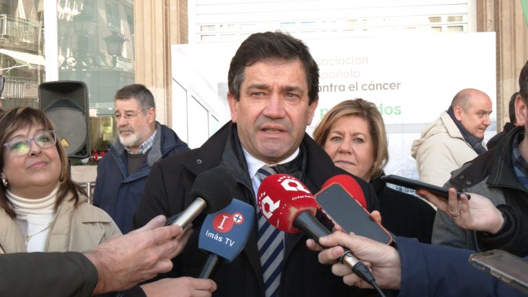 Valverde agradece el trabajo de Milagros Calahorra en favor de los intereses de la provincia