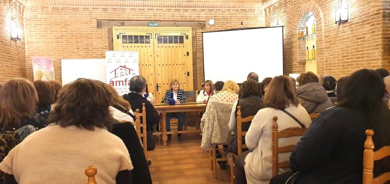 Cuarenta socias de AMFAR DAIMIEL participan en la Jornada “Mujeres Rurales en los Órganos de Gobernanza”