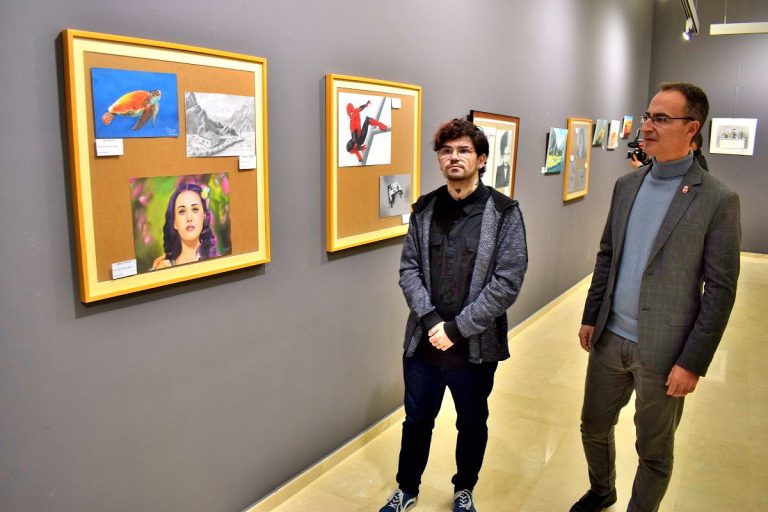 Rober Ayuso muestra el talento joven de Puertollano en su primera exposición en el Museo García Rodero
