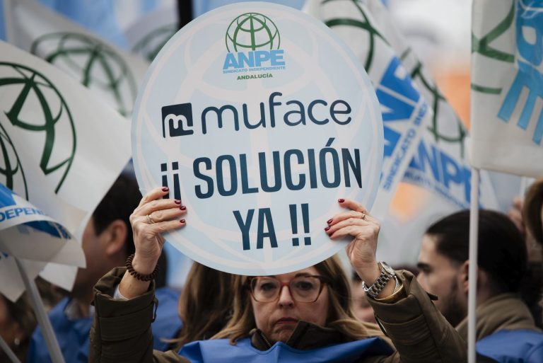 La Plataforma Intersindical frente al colapso sanitario continúa este martes sus movilizaciones