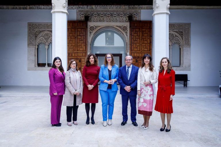 El Gobierno de Castilla-La Mancha y la Asociación de Mujeres en el Sector Público refuerzan las políticas públicas de igualdad en la Administración regional
