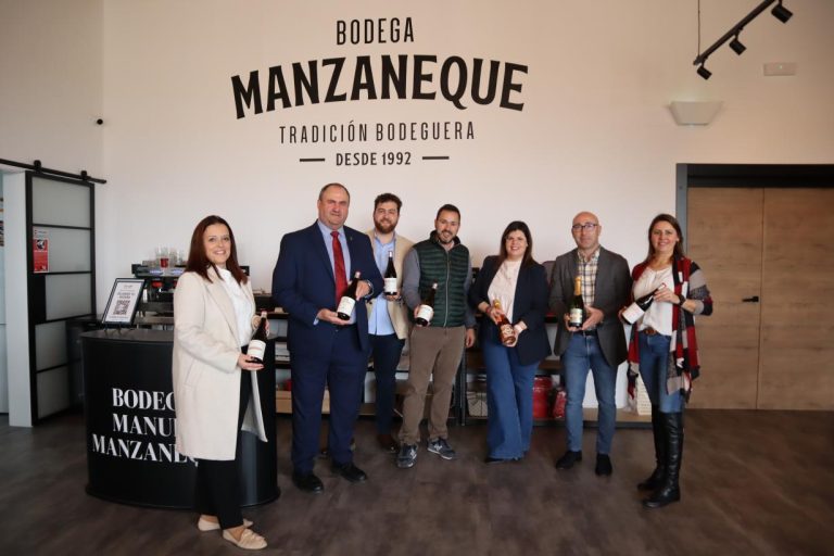 El Gobierno regional apoya al sector vitivinícola con diferentes líneas de ayuda para que el vino de Castilla-La Mancha se siga vendiendo en los mercados internacionales