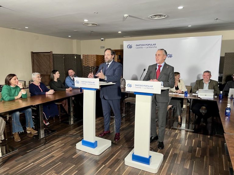 El alcalde de Puertollano recibe los papeles del Paseo del Bosque y podrá llevar la licitación de las obras al pleno de este jueves