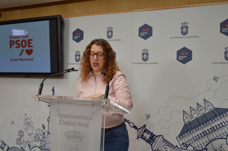 Sara Martínez: “Cañizares tiene que gestionar, no hacer oposición”