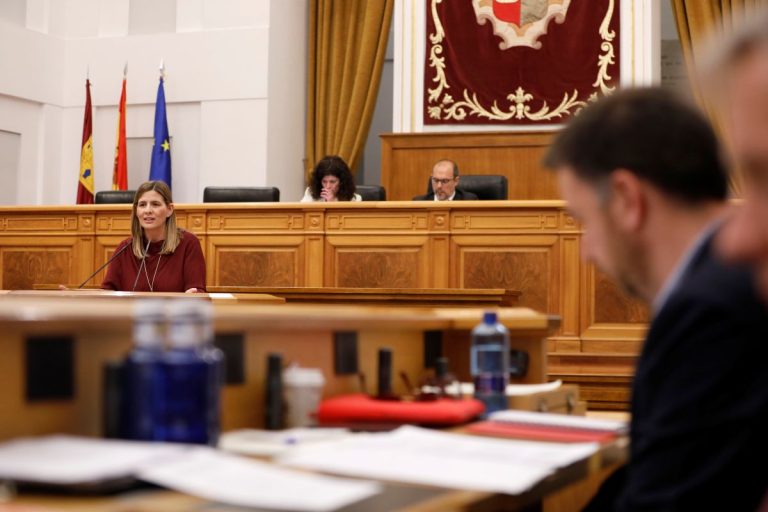 Las Cortes C-LM aprueban el convenio con Canarias de cesión de software para reducir procedimientos administrativos