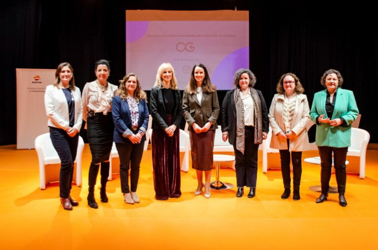Las mujeres ya ocupan el 33% de los puestos de liderazgo en Repsol Puertollano