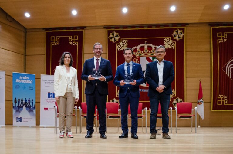 Repsol recibe el reconocimiento de la Escuela Técnica Superior de Ingeniería Industrial de Ciudad Real por su permanente colaboración