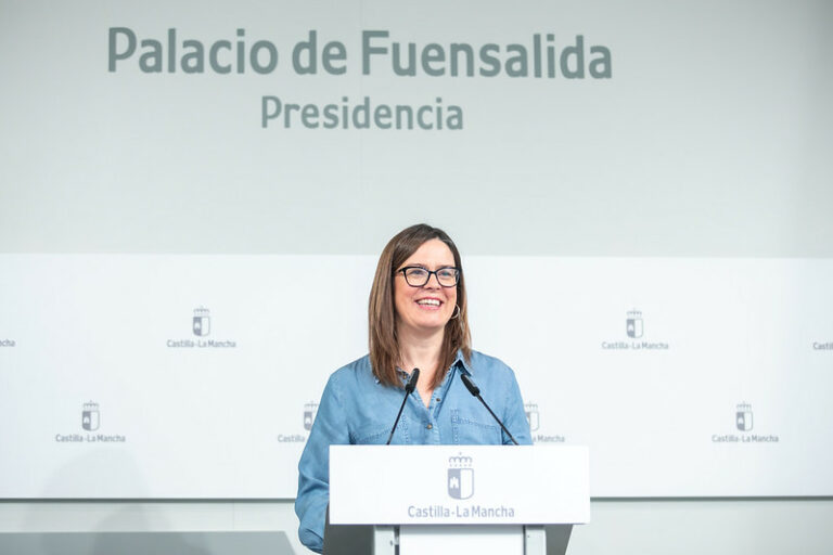 Las ayudas al teletrabajo para pymes y personas trabajadoras autónomas se verán incrementadas tras introducir mejoras el decreto que las regula