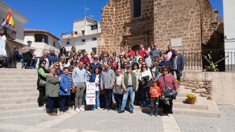 AMFAR La Solana lleva su solidaridad a Letur tras la devastadora DANA