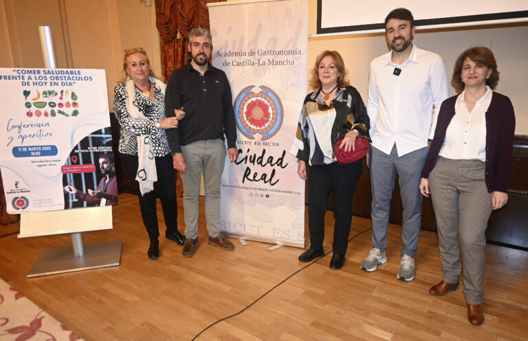 “Comer saludable frente a los obstáculos de hoy en día”: Una conferencia del Dietista-Nutricionista Aitor Sánchez en el Antiguo Casino