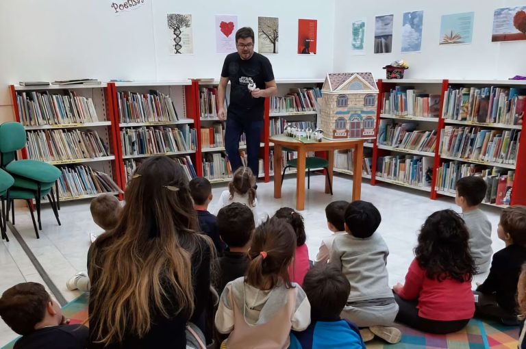 La Biblioteca Pública de Valdepeñas dedica el mes de marzo a África