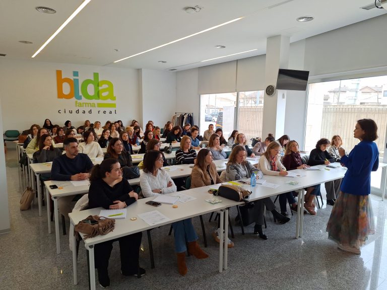 Bidafarma acoge una jornada sobre menopausia