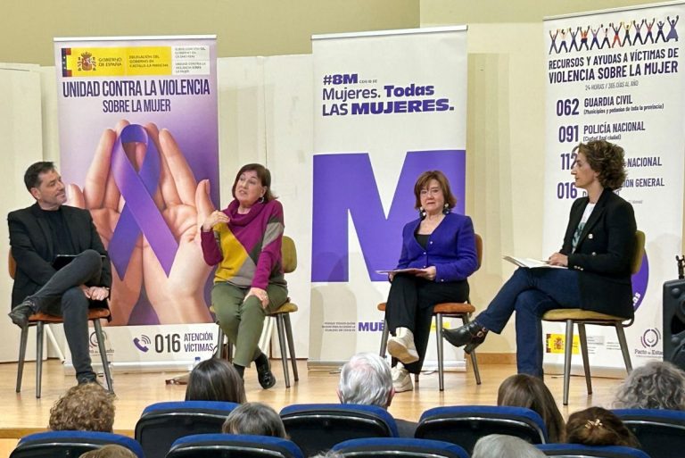 Puertollano acoge una charla-coloquio sobre igualdad organizada por la Subdelegación del Gobierno con motivo del 8M