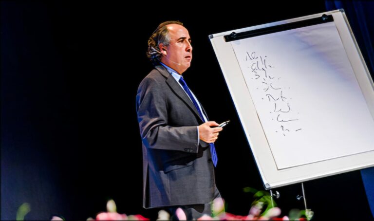 El programa “En Compañía” de CMM entrevista hoy al conferenciante Emilio Duró para hablar de vivir la vida con pasión El programa “En Compañía” de CMM entrevista hoy al conferenciante Emilio Duró para hablar de vivir la vida con pasión