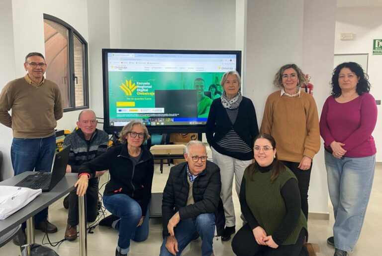 Iniesta estrena la Escuela Regional Digital Globalcaja