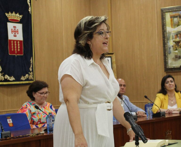 La alcaldesa de Villarrubia de los Ojos aboga por el consenso político para renombrar un parque de la localidad