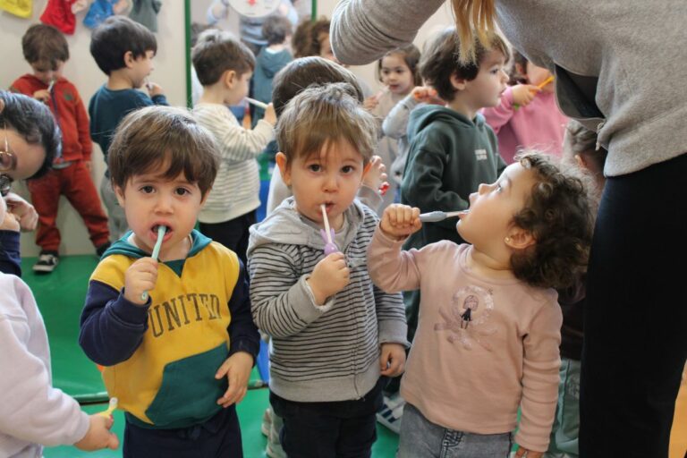 La Gerencia de Alcázar de San Juan y el Ayuntamiento unen fuerzas para enseñar a los más pequeños a cuidar su sonrisa desde la infancia