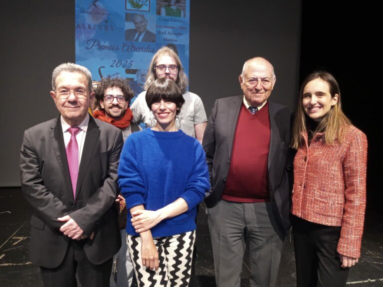 Nuestro colaborador José Belló Aliaga, galardonado con el Premio Atrevido 2025 en el apartado de comunicación, en un acto celebrado en el Auditorio ‘Sebastián Cestero’ de Villanueva del Pardillo (Madrid)